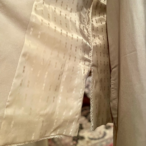 BRAND NEW NEVER WORN Indian/Pakistani Sherwani and Pant with Embroidered Jacket - Picture 7 of 8